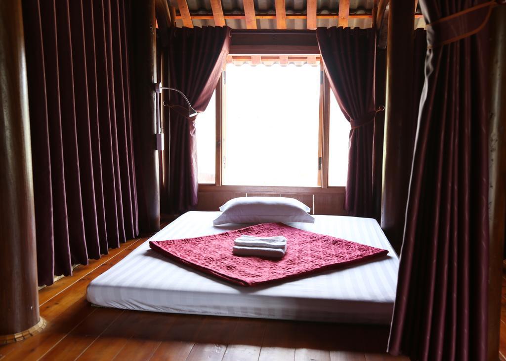 Bac Ha Lake View Dış mekan fotoğraf